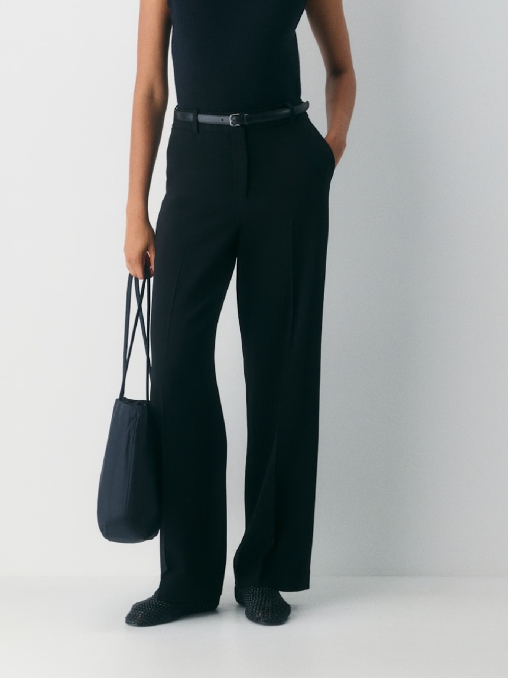 Aritzia Agency Straight-Leg  Trousers